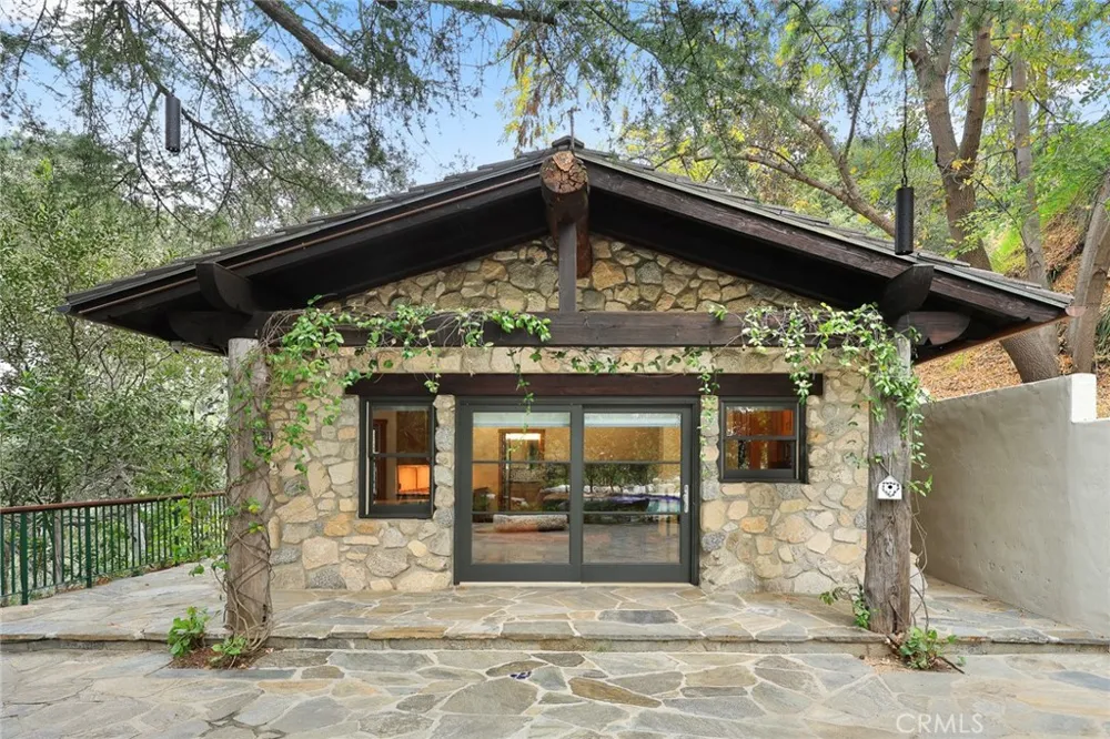 5310 Linda Vista La Canada Flintridge, CA 91011