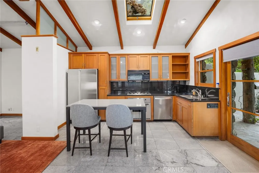 5310 Linda Vista La Canada Flintridge, CA 91011