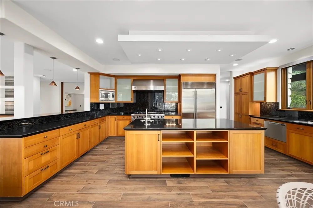 5310 Linda Vista La Canada Flintridge, CA 91011