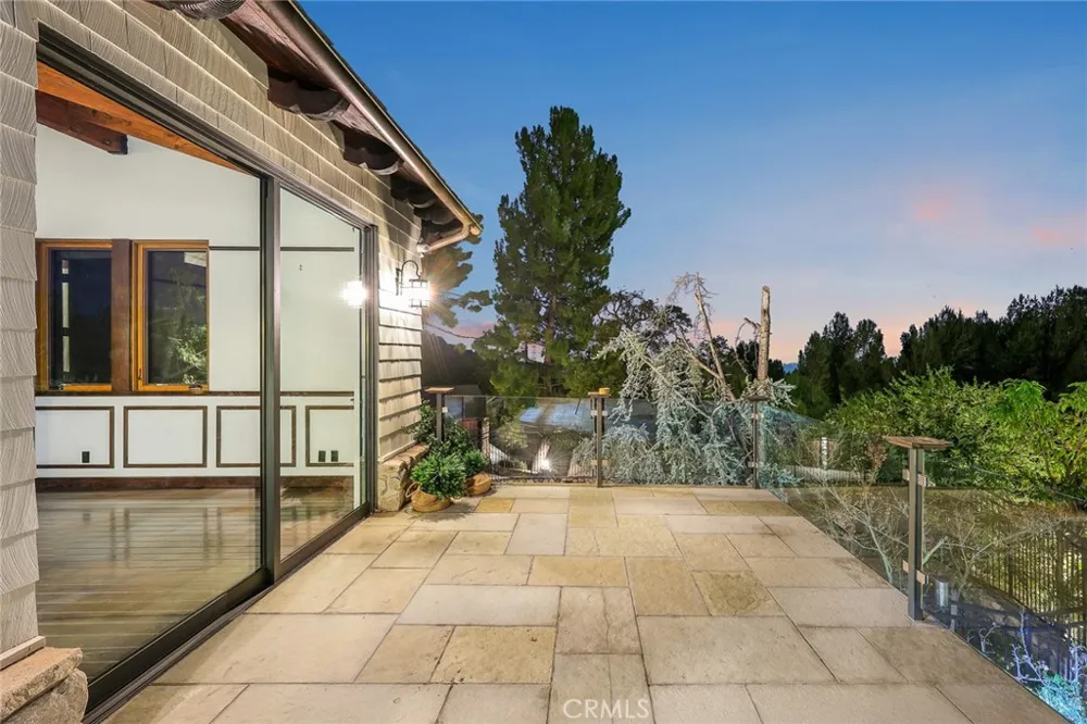 5310 Linda Vista La Canada Flintridge, CA 91011