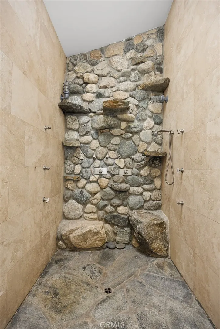 5310 Linda Vista La Canada Flintridge, CA 91011