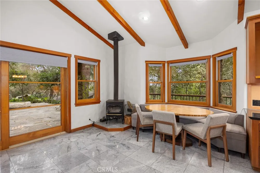 5310 Linda Vista La Canada Flintridge, CA 91011