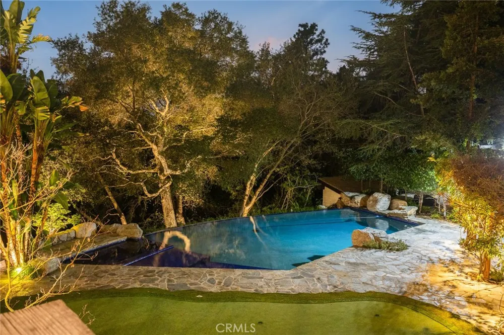 5310 Linda Vista La Canada Flintridge, CA 91011