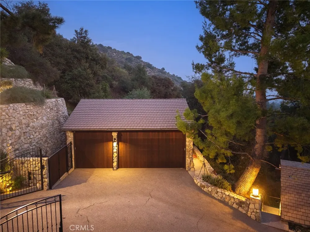 5310 Linda Vista La Canada Flintridge, CA 91011