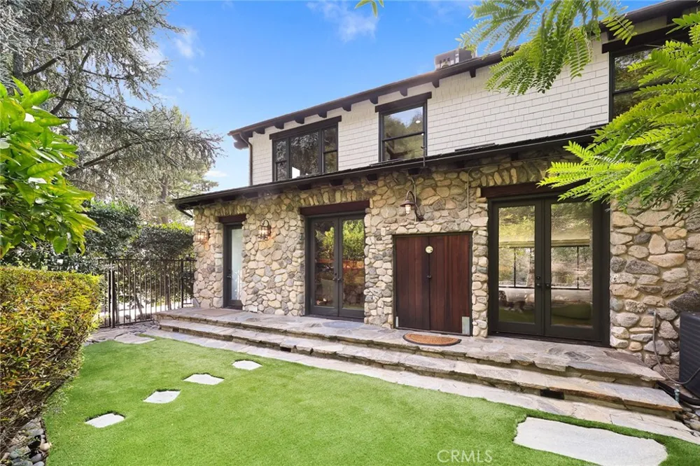 5310 Linda Vista La Canada Flintridge, CA 91011