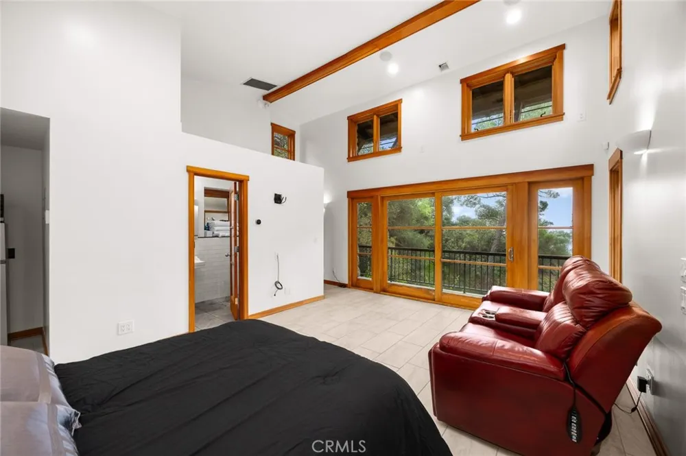 5310 Linda Vista La Canada Flintridge, CA 91011