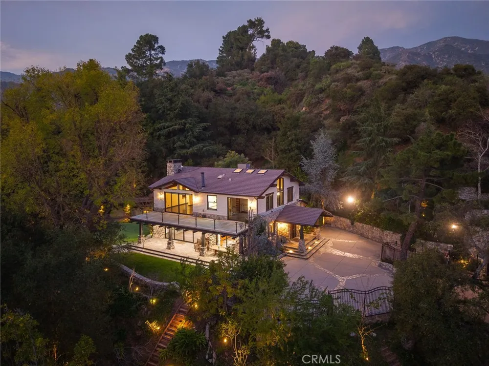 5310 Linda Vista La Canada Flintridge, CA 91011