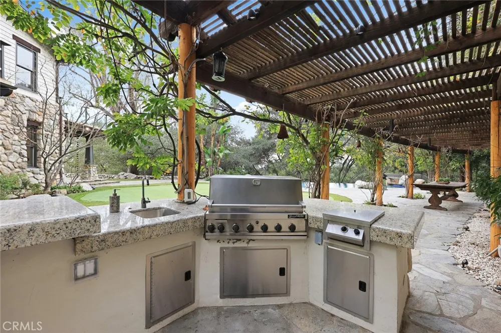 5310 Linda Vista La Canada Flintridge, CA 91011