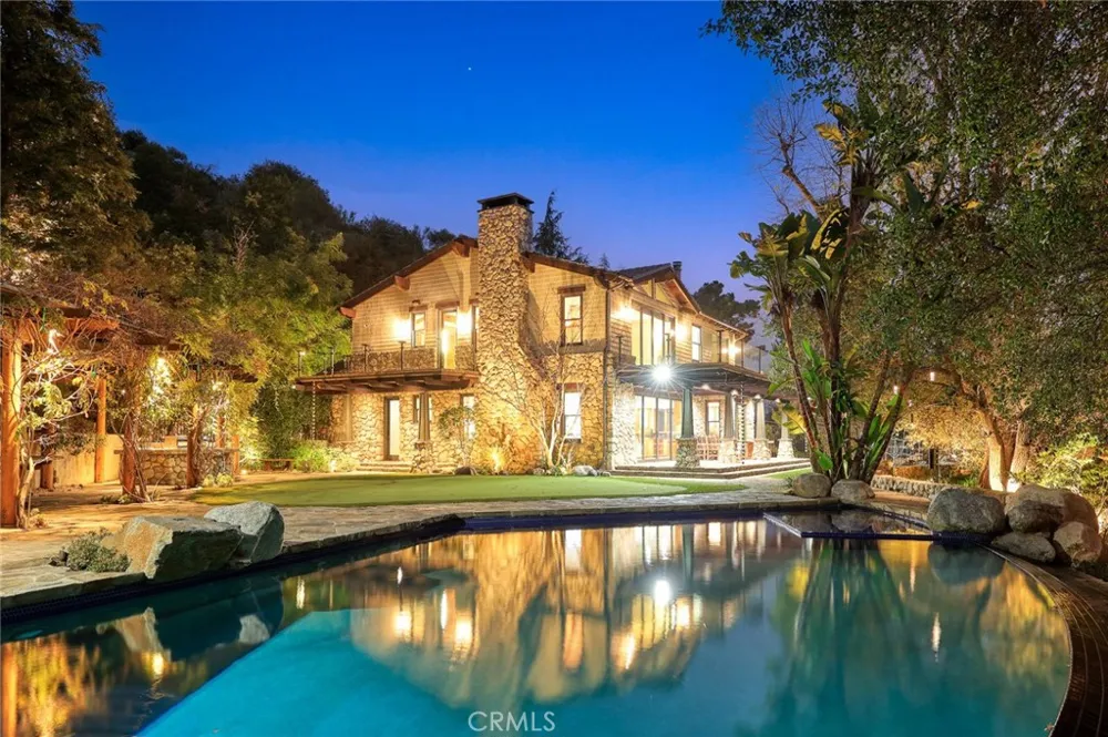 5310 Linda Vista La Canada Flintridge, CA 91011