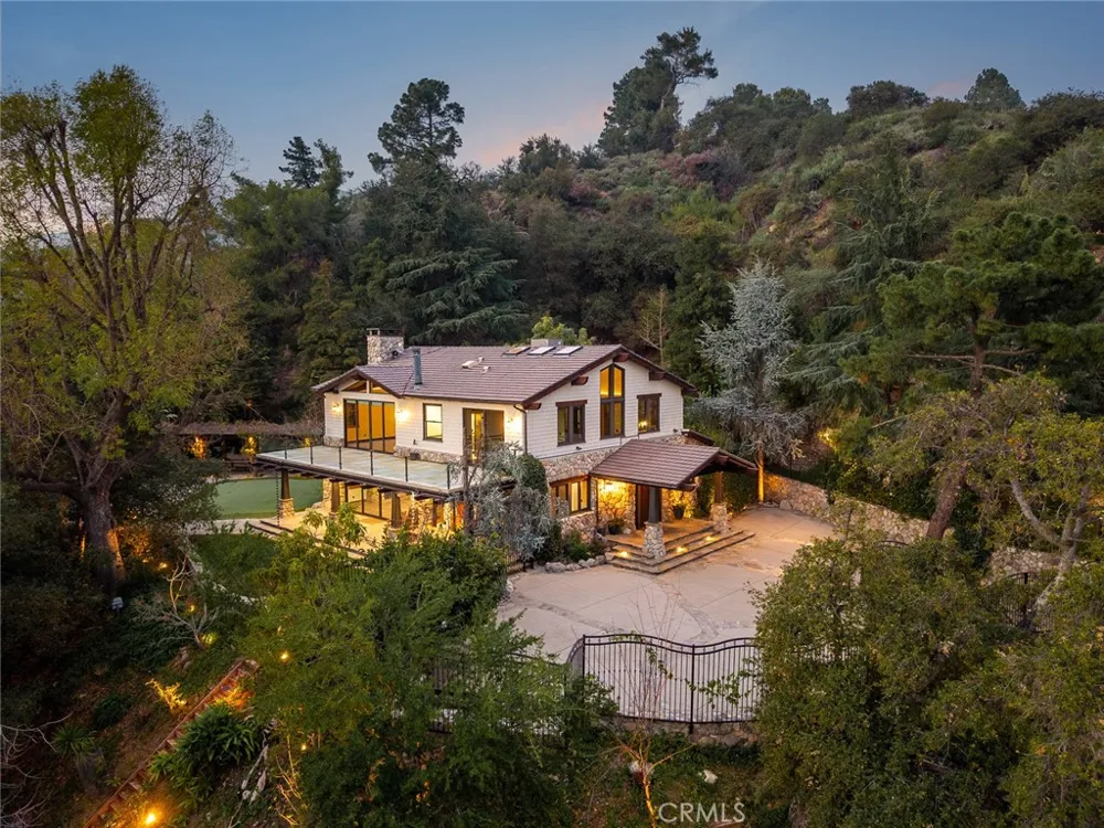 5310 Linda Vista La Canada Flintridge, CA 91011