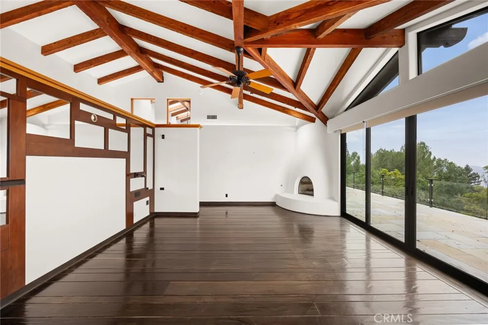 5310 Linda Vista La Canada Flintridge, CA 91011