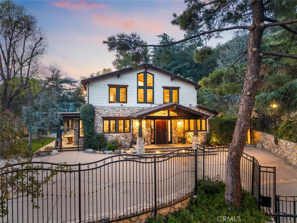 5310 Linda Vista La Canada Flintridge, CA 91011