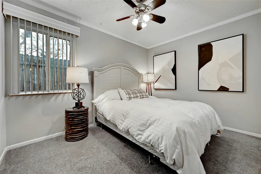 1304 Summit Street #101 Austin, TX 78741