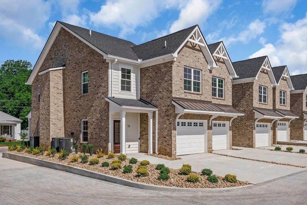 205 S High St #34 McMinnville, TN 37110