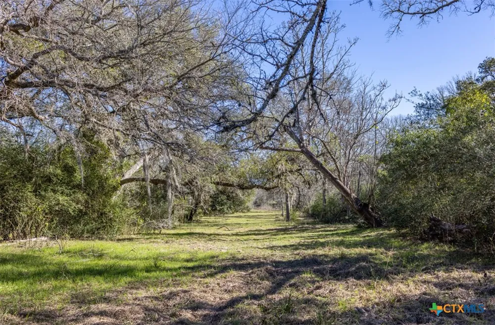 County Road 284 Edna, TX 77957