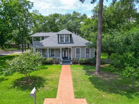 1406 Key Street