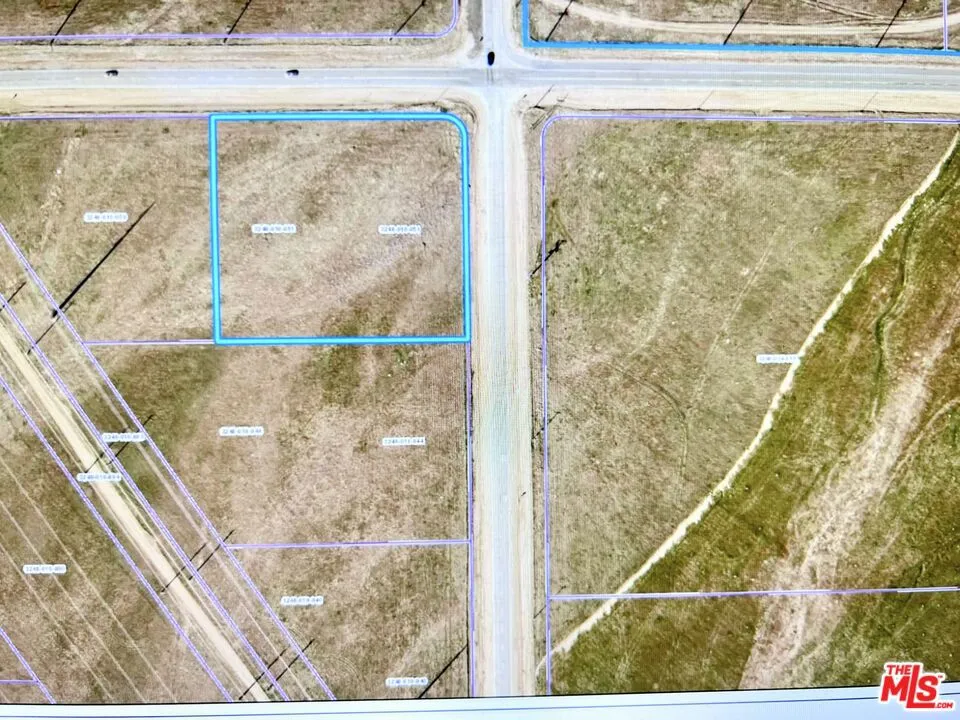 90 W Avenue K Del Sur, CA 93536