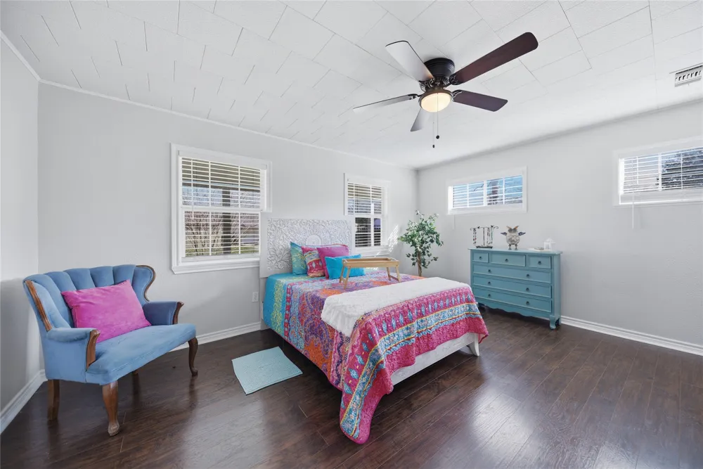 1702 Rampart Street Columbus, TX 78934