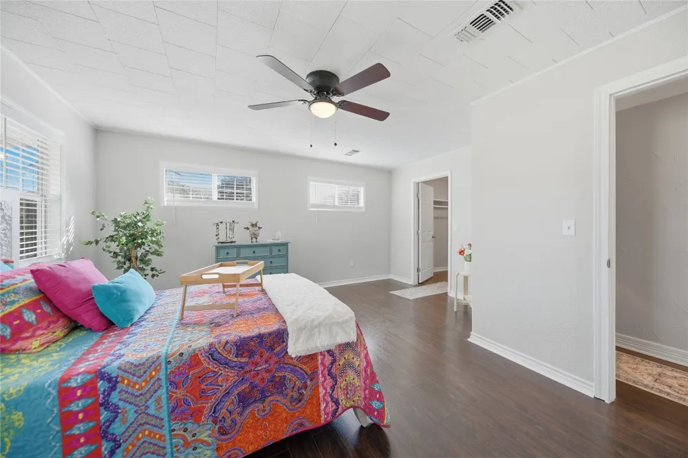 1702 Rampart Street Columbus, TX 78934