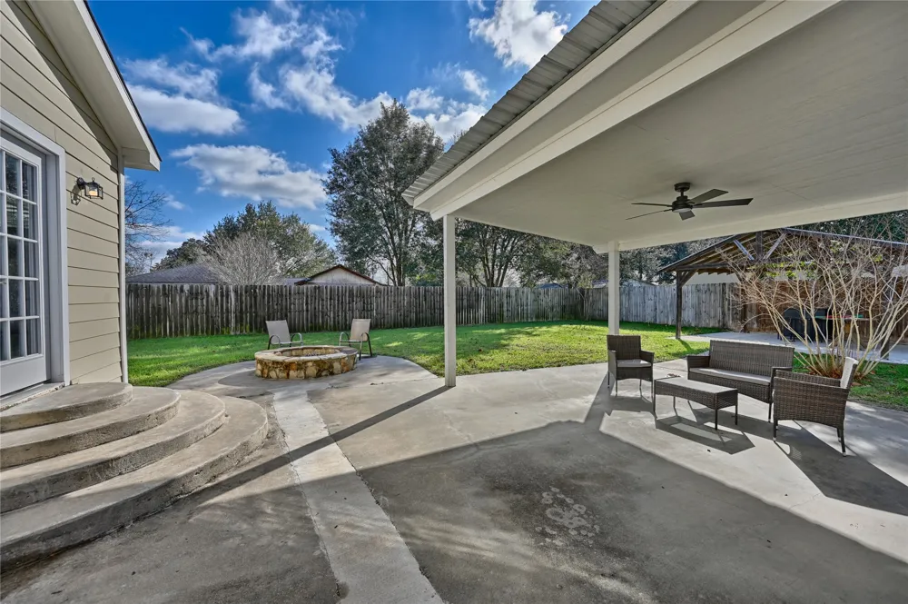 1702 Rampart Street Columbus, TX 78934