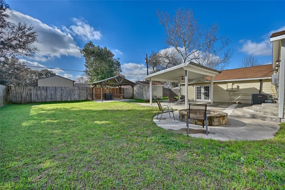 1702 Rampart Street Columbus, TX 78934