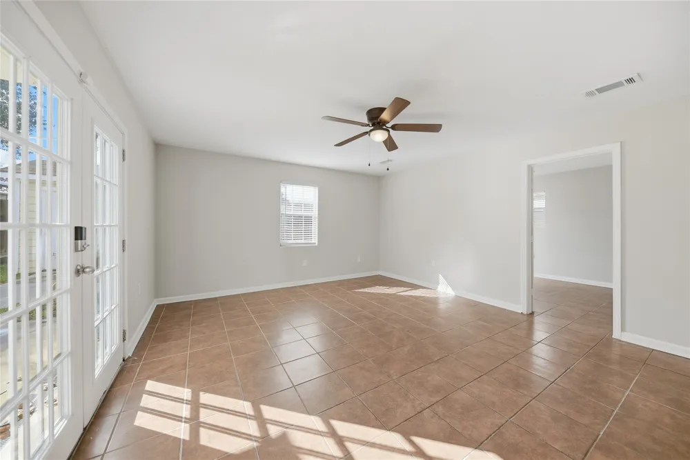 1702 Rampart Street Columbus, TX 78934