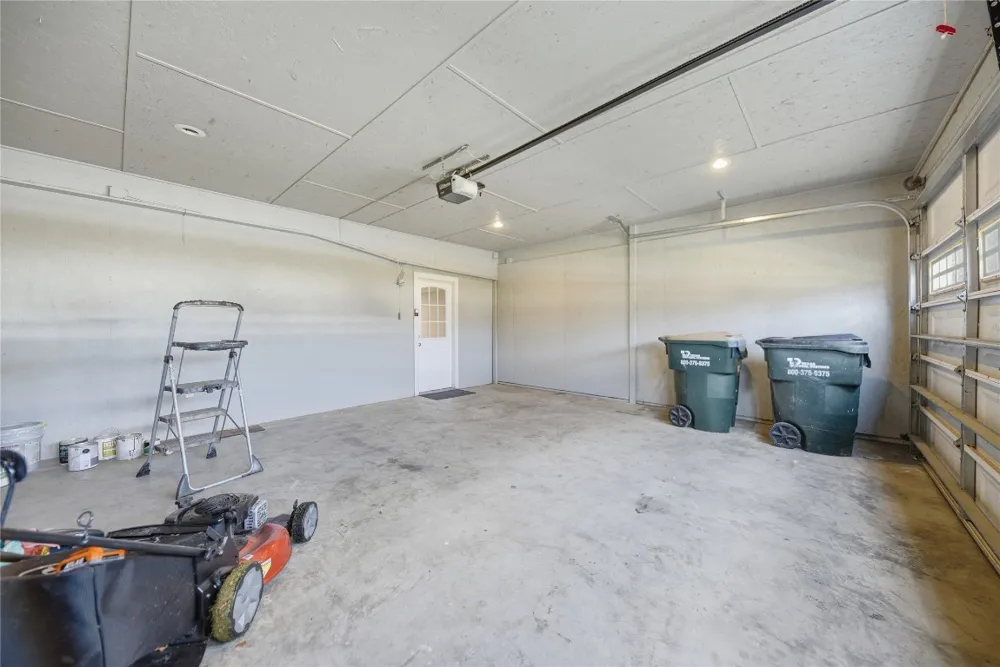 1702 Rampart Street Columbus, TX 78934