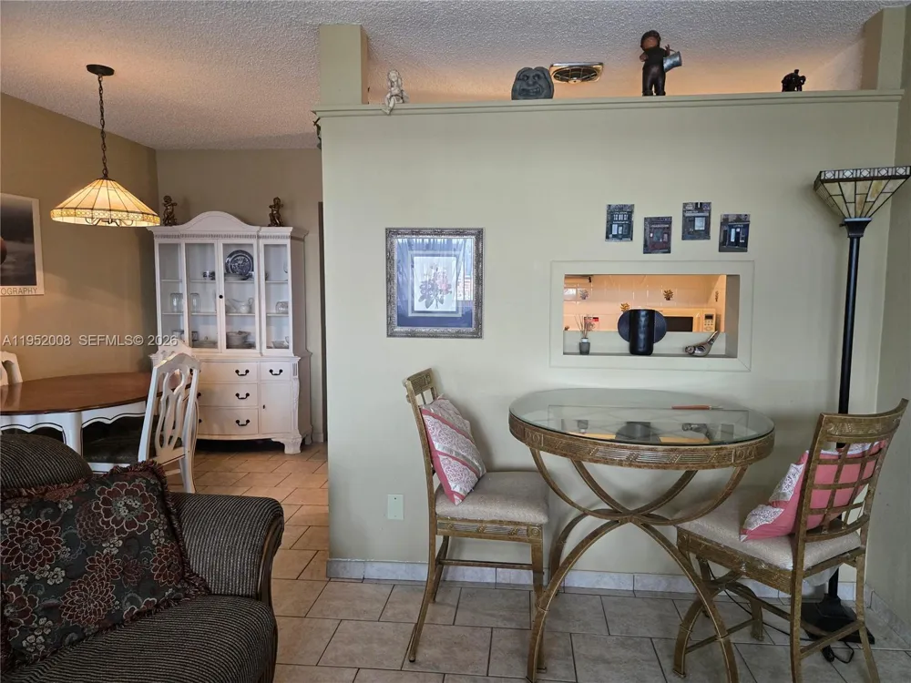 900 SW 11th Ave #12A Hallandale Beach, FL 33009