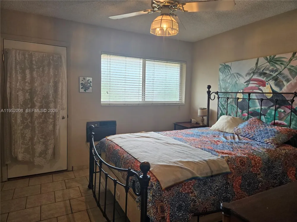 900 SW 11th Ave #12A Hallandale Beach, FL 33009