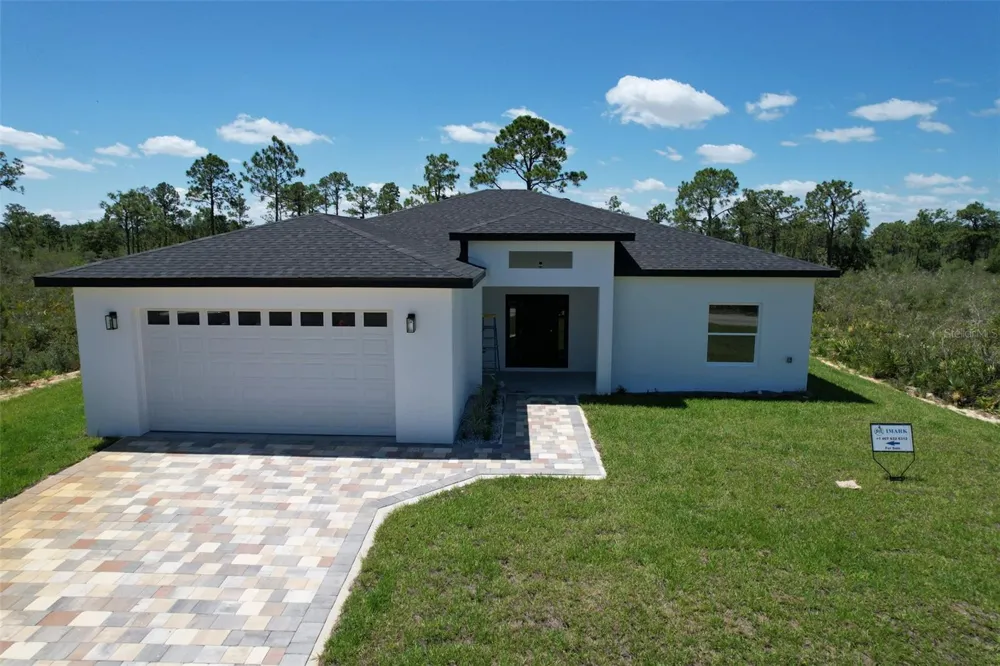 7435 CASILLA STREET Sebring, FL 33872