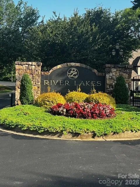 8112 Bayview Lane #32