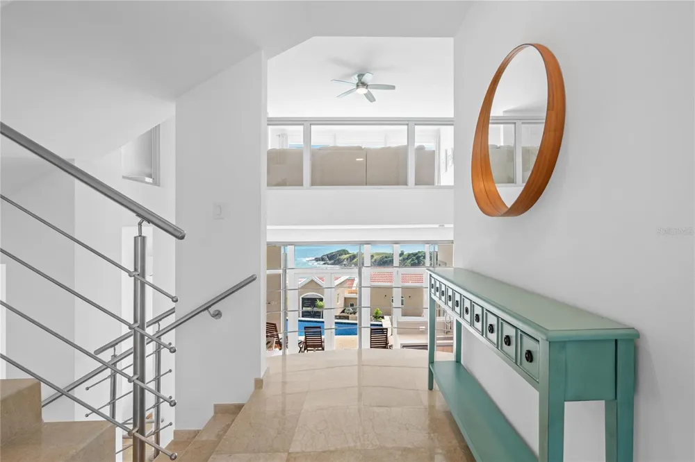 1 SHELL CASTLE CLUB #78 Humacao, PR 00791