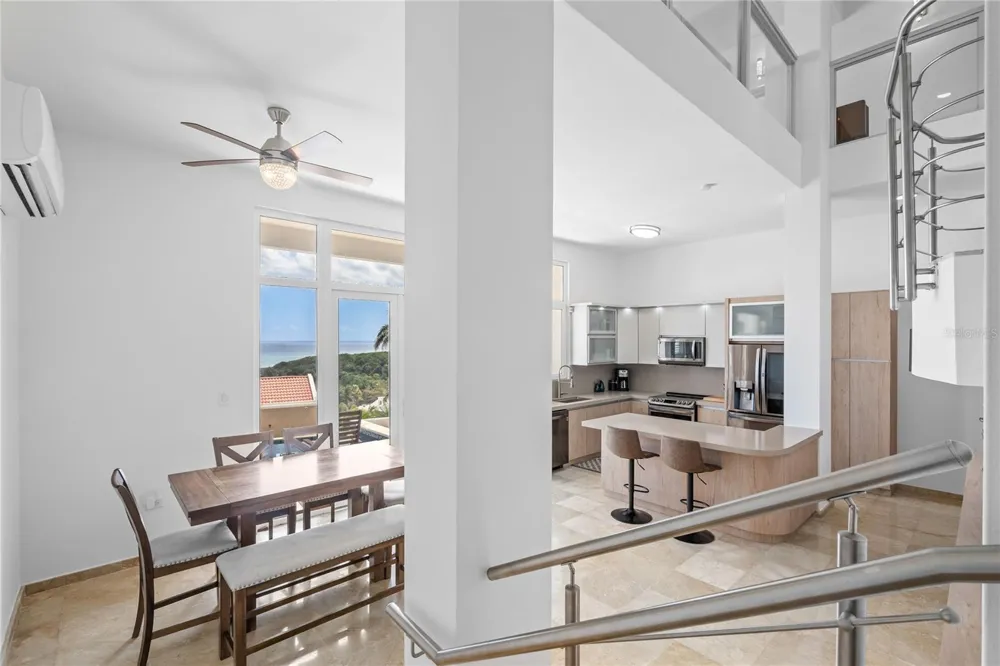 1 SHELL CASTLE CLUB #78 Humacao, PR 00791