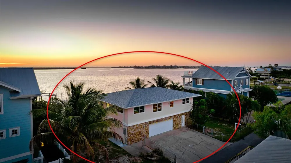 2512 AVENUE A Bradenton Beach, FL 34217