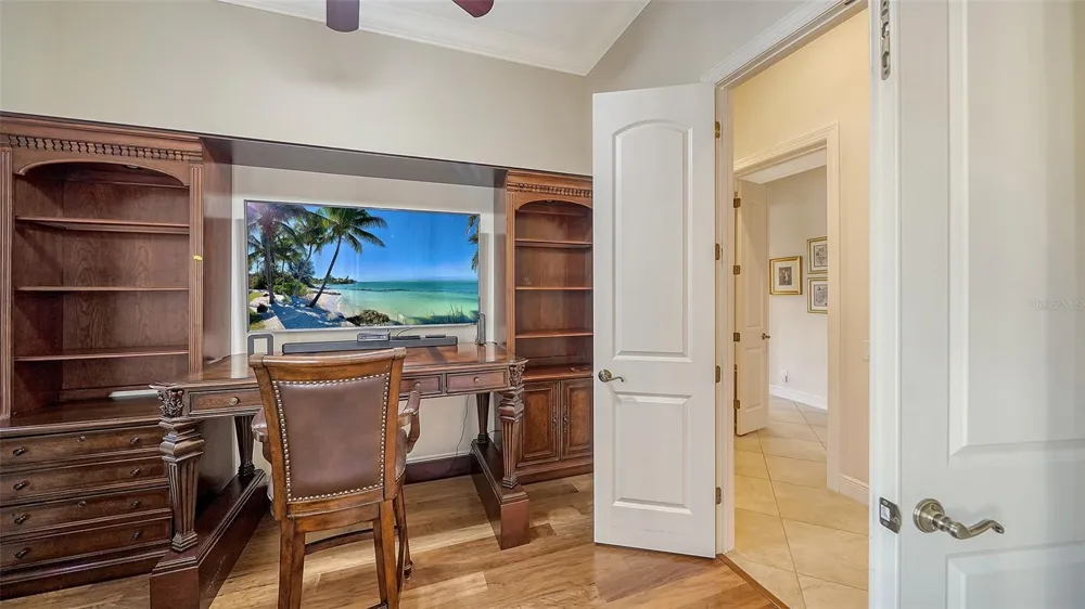 1005 BOGEY LANE Longboat Key, FL 34228