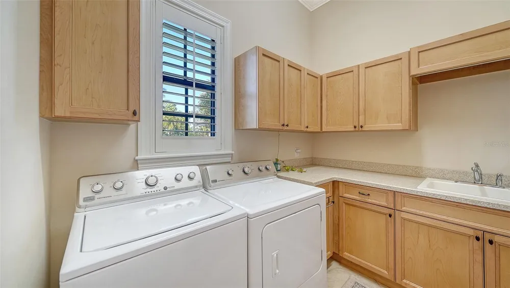 1005 BOGEY LANE Longboat Key, FL 34228