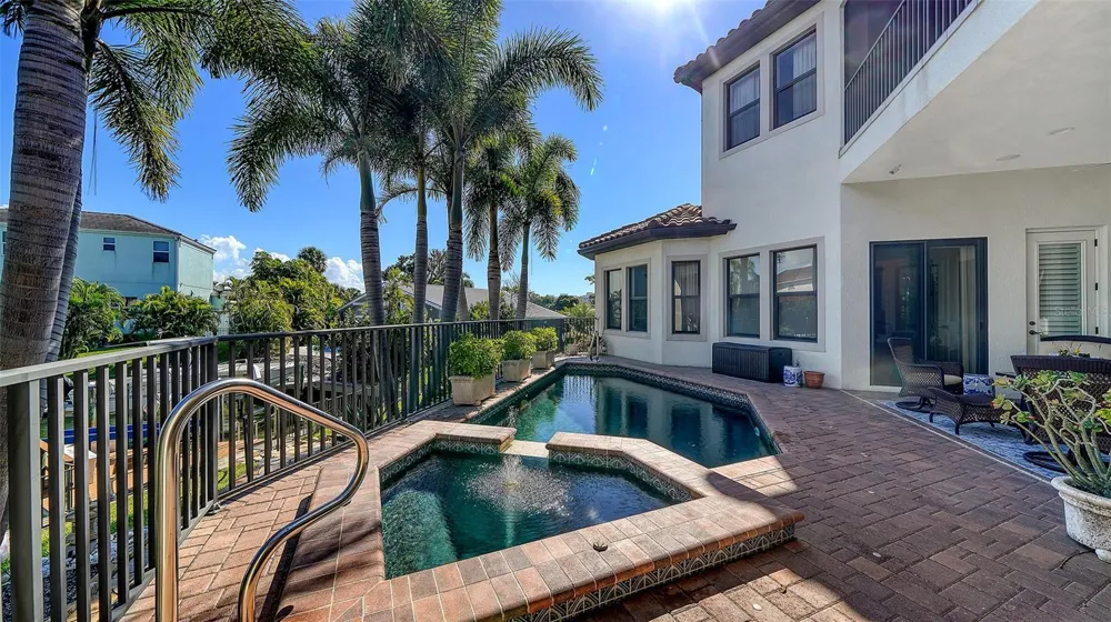 1005 BOGEY LANE Longboat Key, FL 34228
