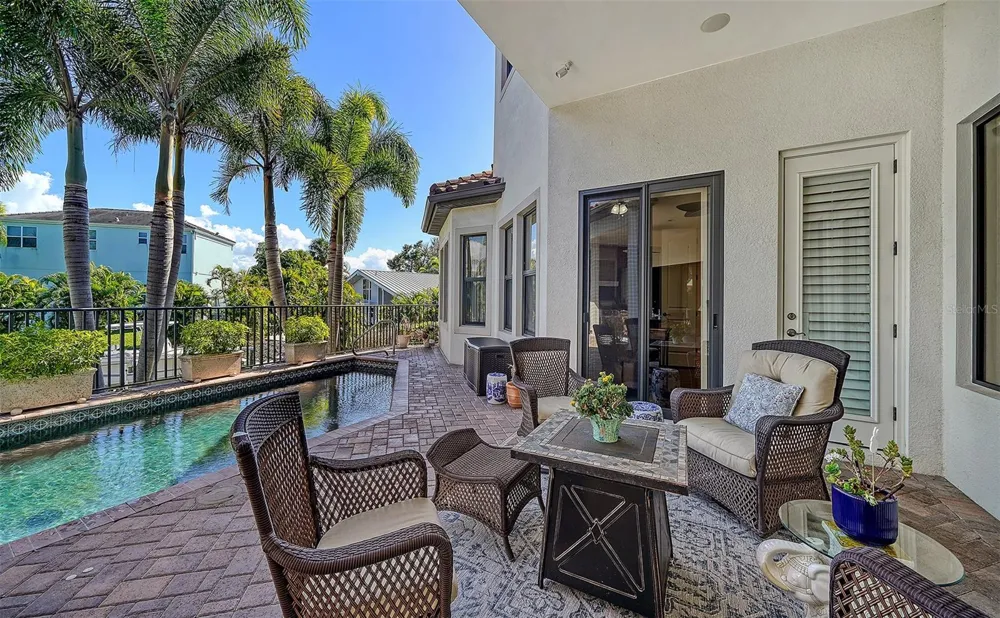 1005 BOGEY LANE Longboat Key, FL 34228