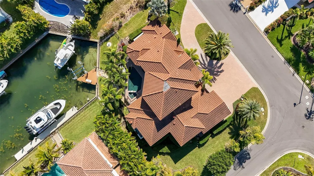1005 BOGEY LANE Longboat Key, FL 34228