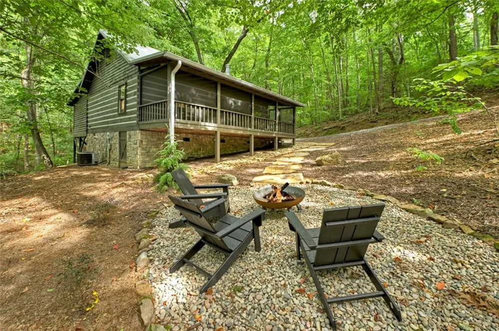 545 Chestnut Ridge Blue Ridge, GA 30513