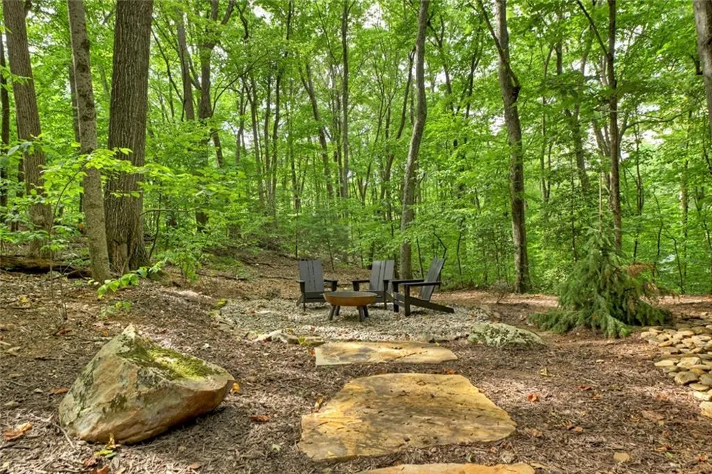 545 Chestnut Ridge Blue Ridge, GA 30513