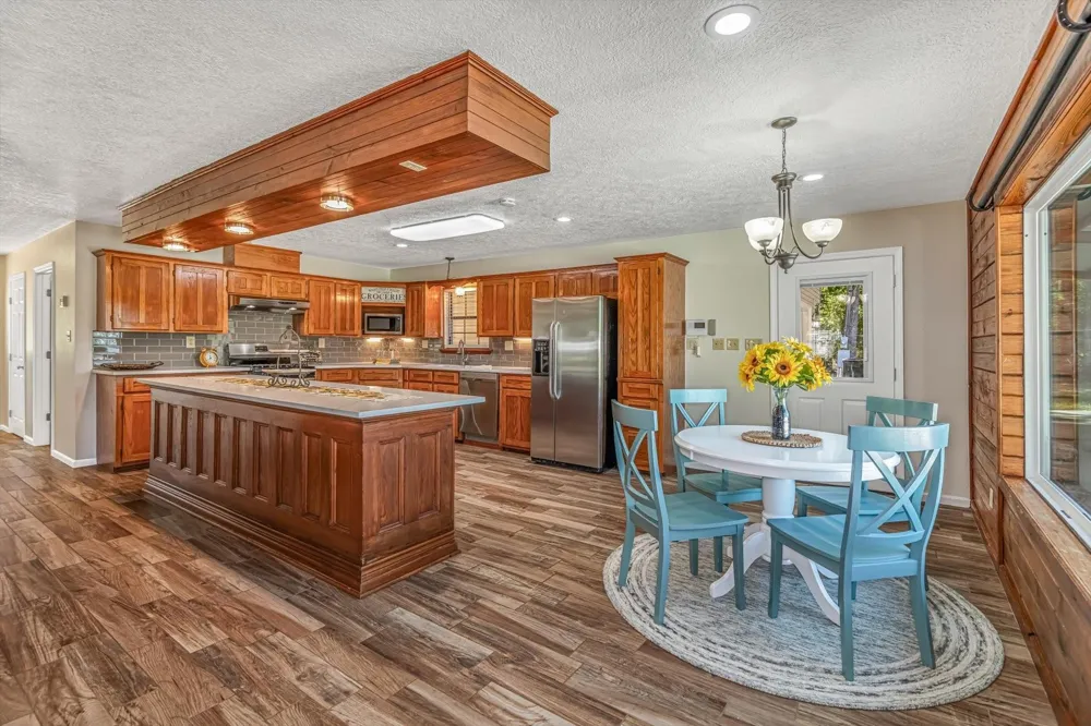 14750 Highway 146 Liberty, TX 77575