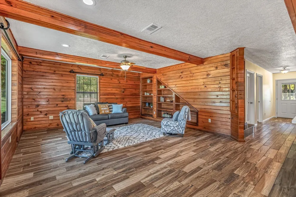 14750 Highway 146 Liberty, TX 77575