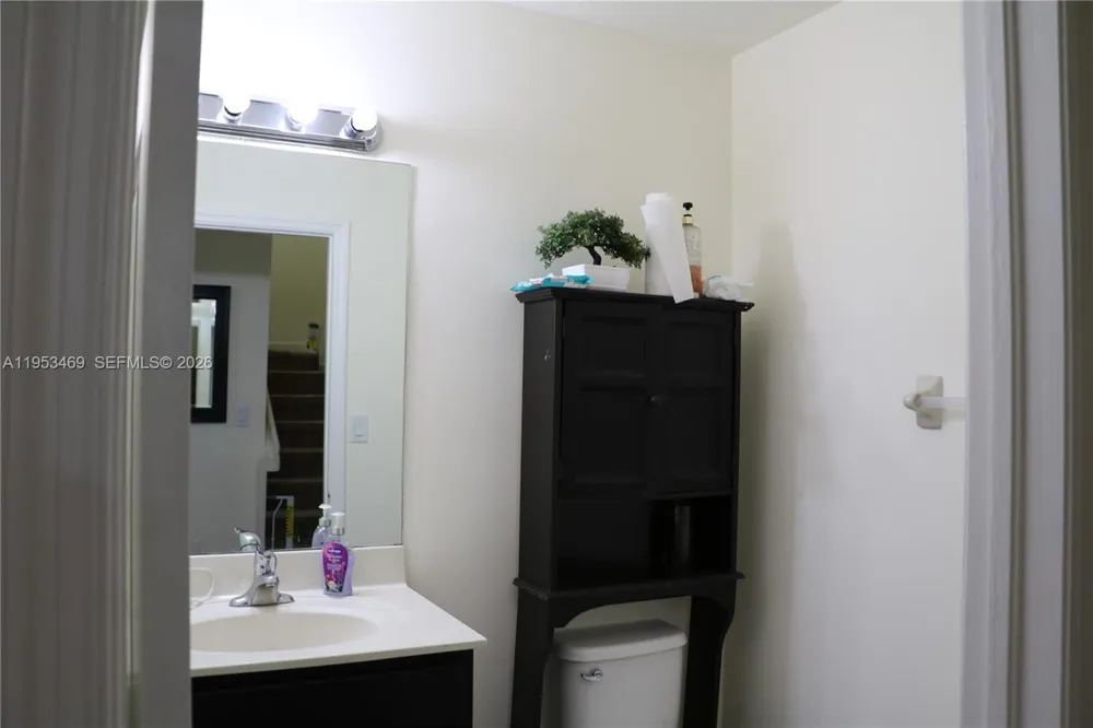 22501 SW 88th Pl #10-25 Cutler Bay, FL 33190