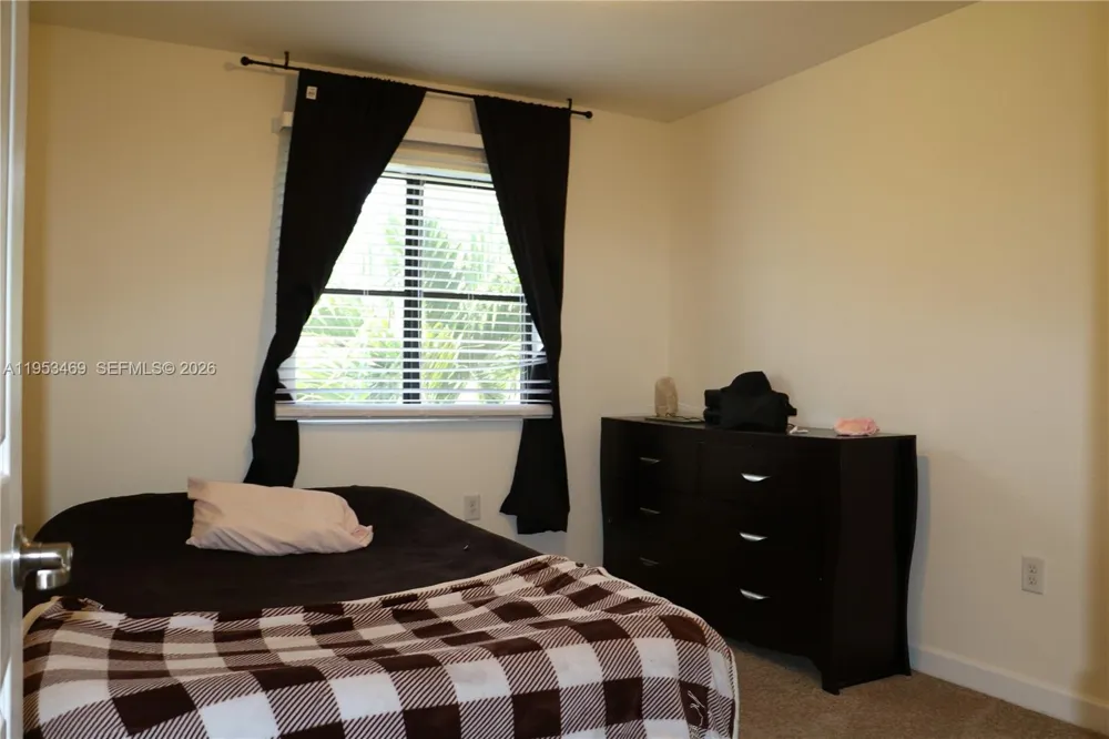 22501 SW 88th Pl #10-25 Cutler Bay, FL 33190