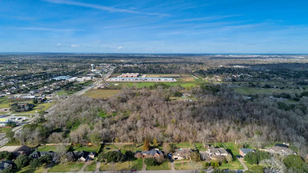 702 Fm 359 Road Richmond, TX 77406