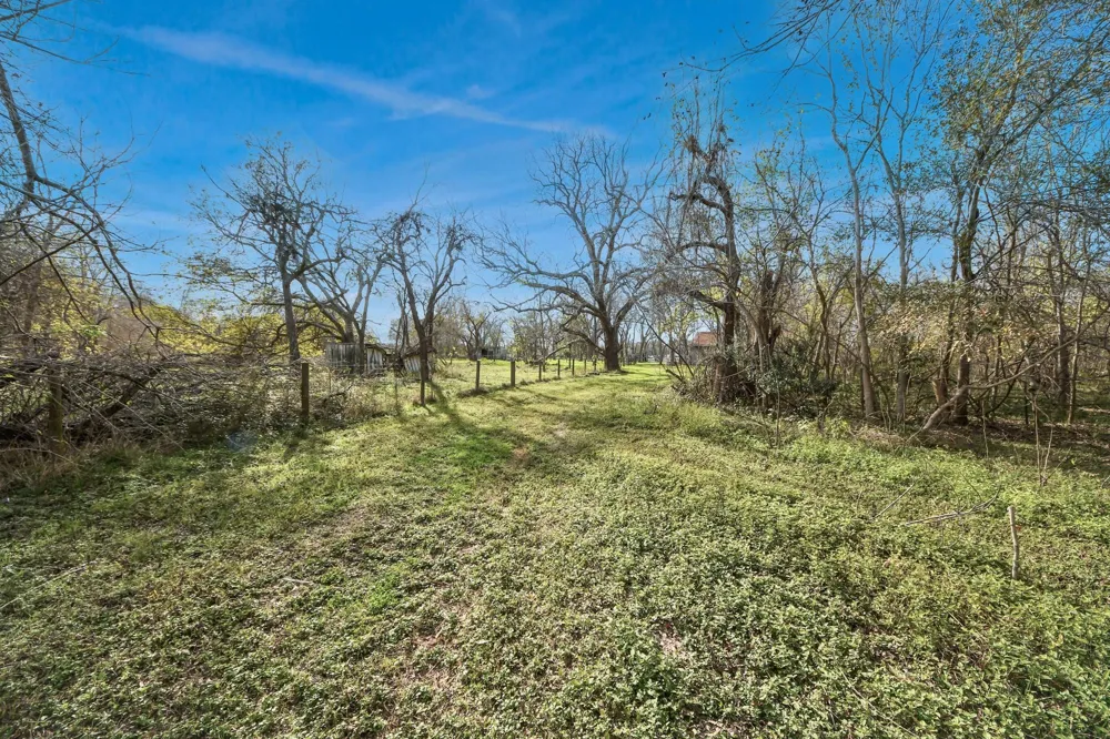702 Fm 359 Road Richmond, TX 77406
