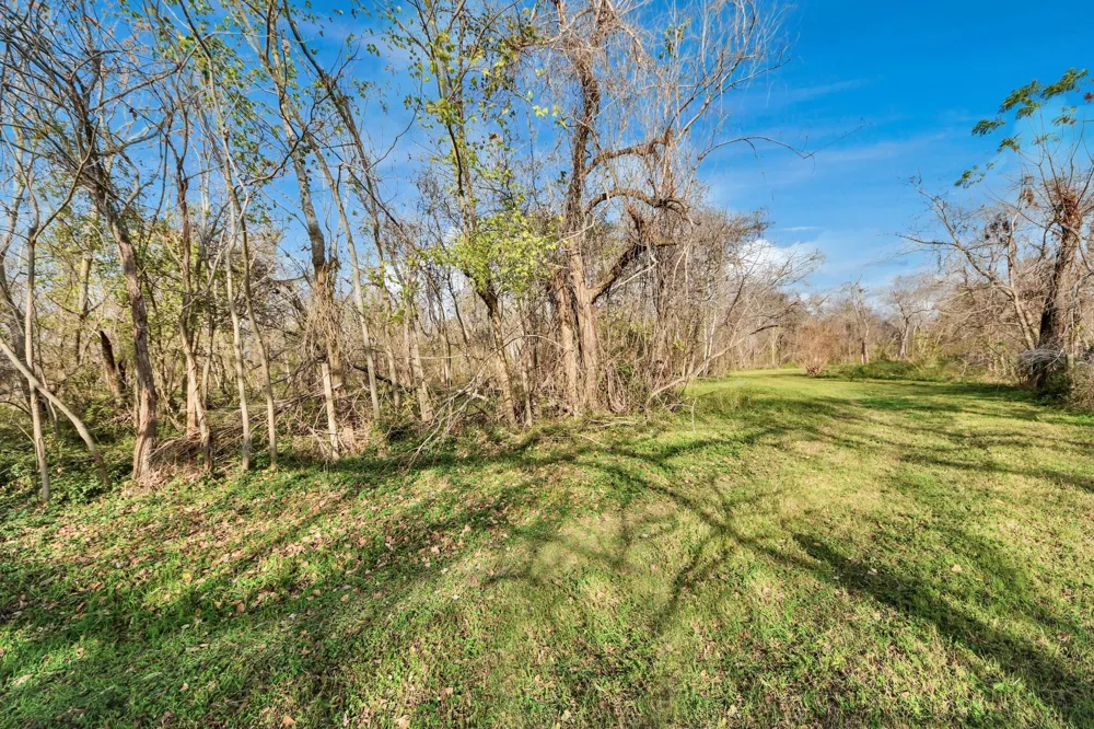 702 Fm 359 Road Richmond, TX 77406
