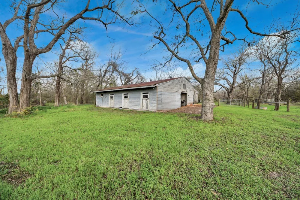 702 Fm 359 Road Richmond, TX 77406