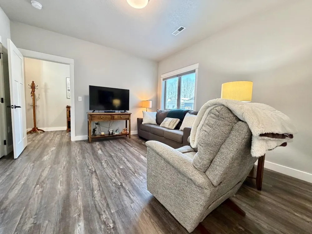 736 Oak Trail Fergus Falls, MN 56537
